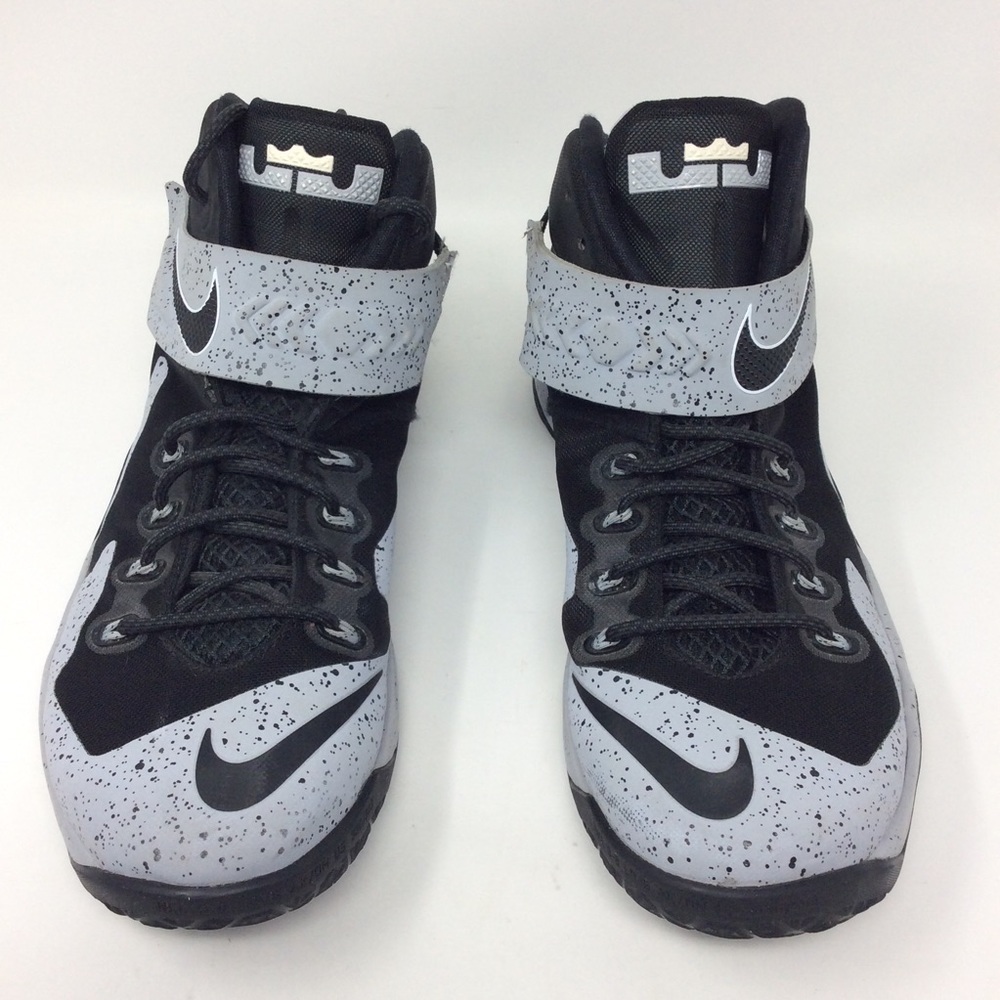 Nike Zoom Lebron Soldier 8 Black Grey 688579-001